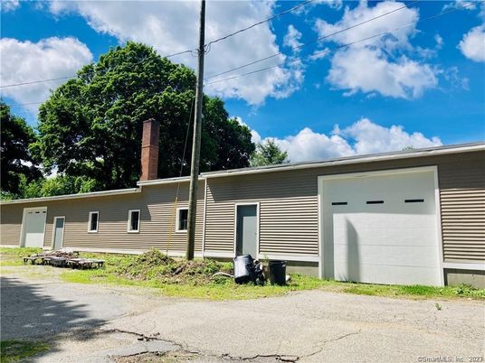 Detached Garage, Exterior