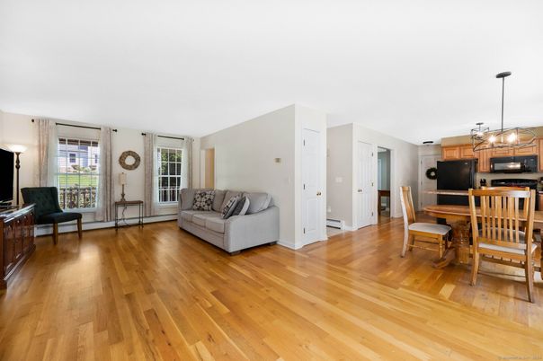 Dining room, Interior, Kitchen, Pendant Lights, Wood Texture Flooring