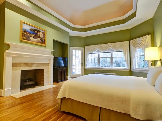 Bedroom, Fireplace, Interior, Wood Texture Flooring