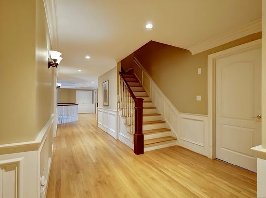Interior, Recessed Lighting, Wood Texture Flooring