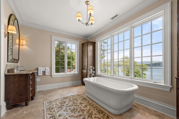 Bathroom, Free Standing Baths, Interior