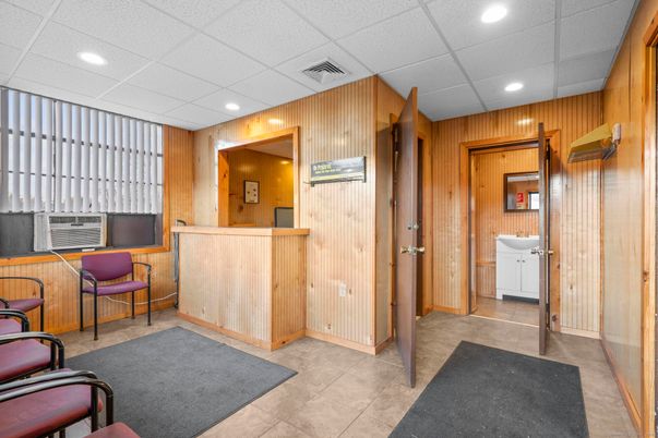 Interior, Recessed Lighting, Wooden Walls