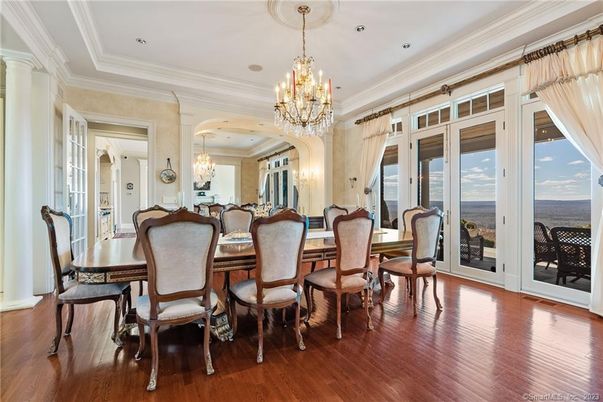 Chandelier, Dining room, Interior, Recessed Lighting, Wood Texture Flooring