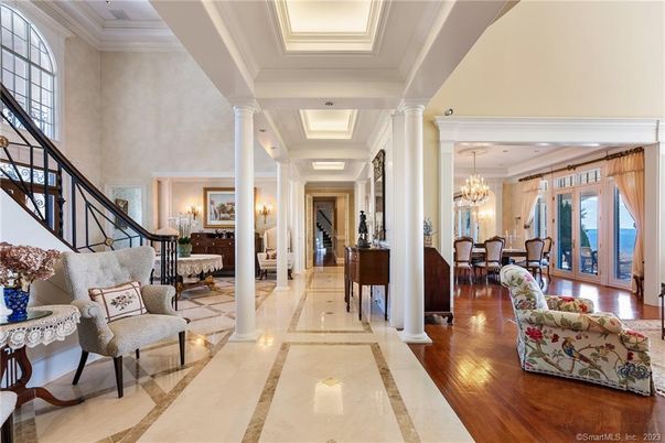 Chandelier, Dining room, Interior, Living room, Recessed Lighting, Water, Wood Texture Flooring