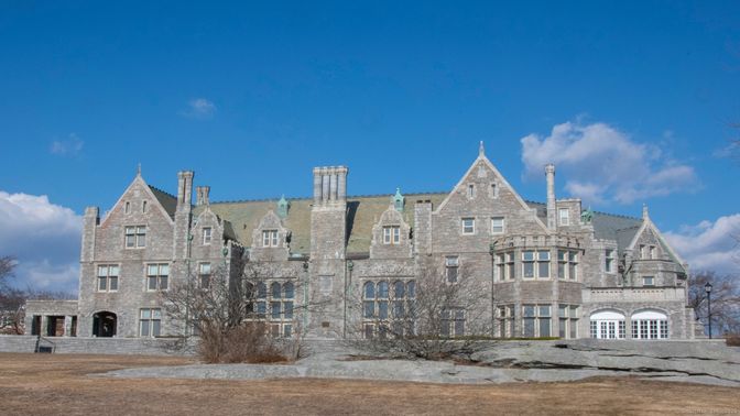Exterior, Facade, Tudor Revival