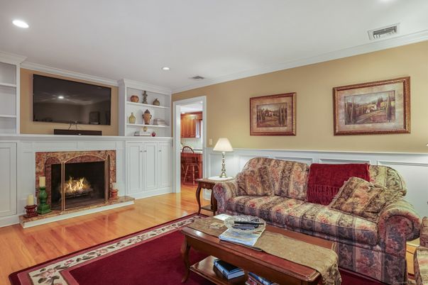 Fireplace, Interior, Living room, Recessed Lighting, Wood Texture Flooring