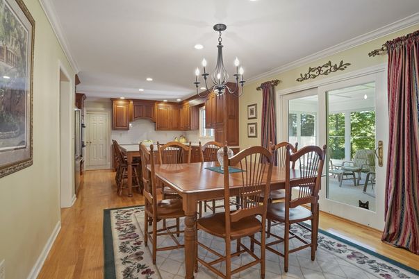 Chandelier, Dining room, Interior, Kitchen, Recessed Lighting, Wood Texture Flooring
