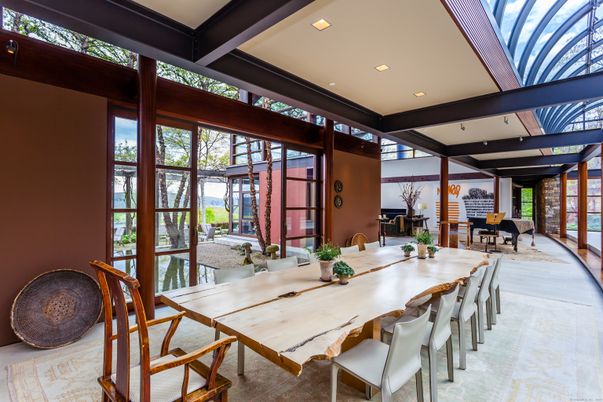 Dining room, Interior, Recessed Lighting