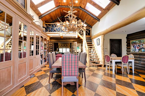 Chandelier, Dining room, Interior, Wooden Beams, Wooden Ceilings