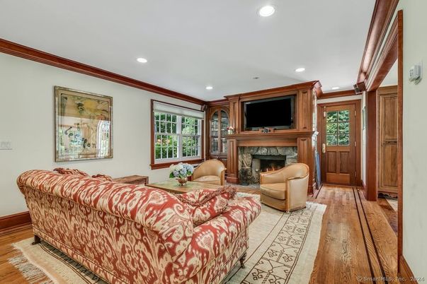 Fireplace, Interior, Living room, Recessed Lighting, Wood Texture Flooring