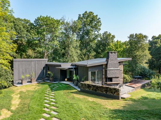 Backyard, Exterior, Fireplace