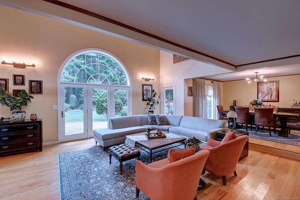 Chandelier, Dining room, Interior, Living room, Wood Texture Flooring