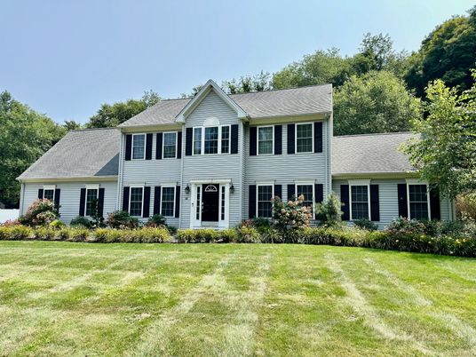 Backyard, Exterior, Facade, Georgian