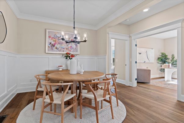 Chandelier, Dining room, Interior, Pendant Lights, Recessed Lighting, Wood Texture Flooring