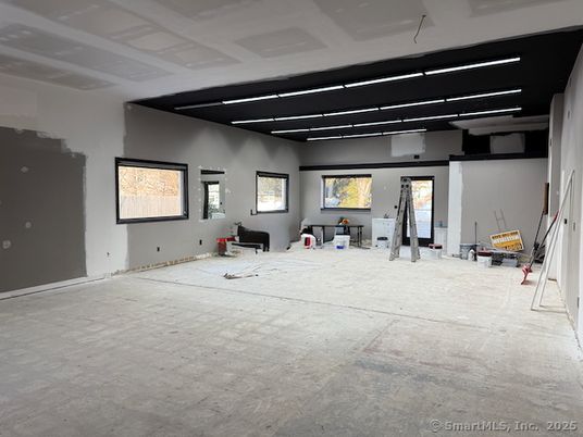Empty room, Garage, Interior