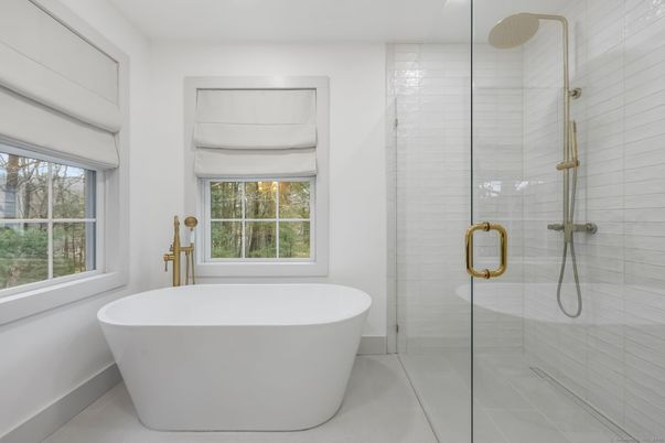 Bathroom, Free Standing Baths, Glass Shower, Interior