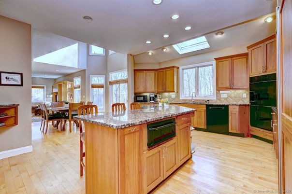 Dining room, Interior, Kitchen, Recessed Lighting, Wood Texture Flooring