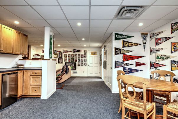 Dining room, Interior, Recessed Lighting
