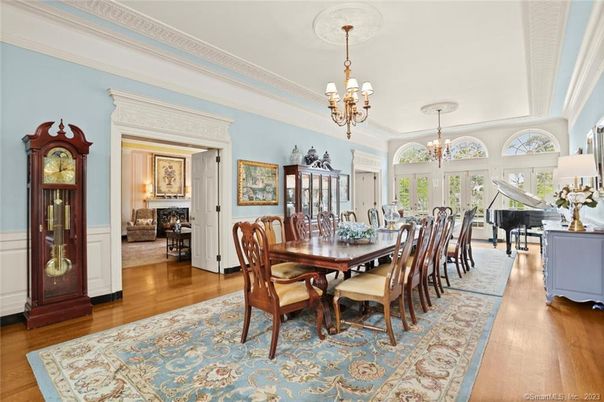 Chandelier, Dining room, Fireplace, Interior, Piano, Wood Texture Flooring