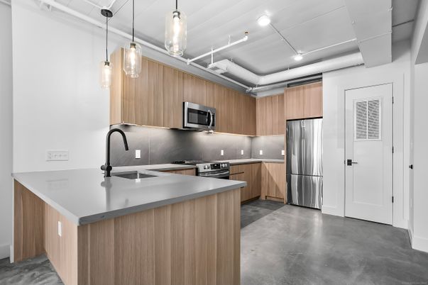 Interior, Kitchen, Pendant Lights, Stainless Steel Appliances
