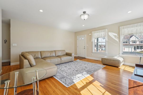 Interior, Living room, Recessed Lighting, Wood Texture Flooring