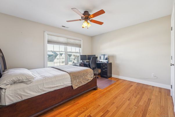 Bedroom, Home Office, Interior, Wood Texture Flooring