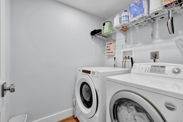 Interior, Washer, Wood Texture Flooring