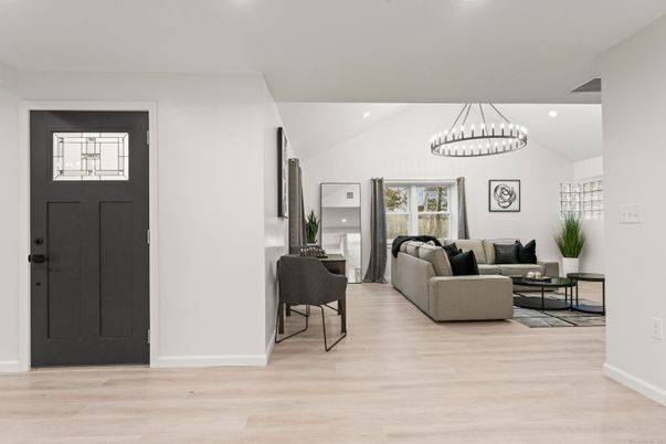 Chandelier, Interior, Living room, Pendant Lights, Recessed Lighting, Wood Texture Flooring