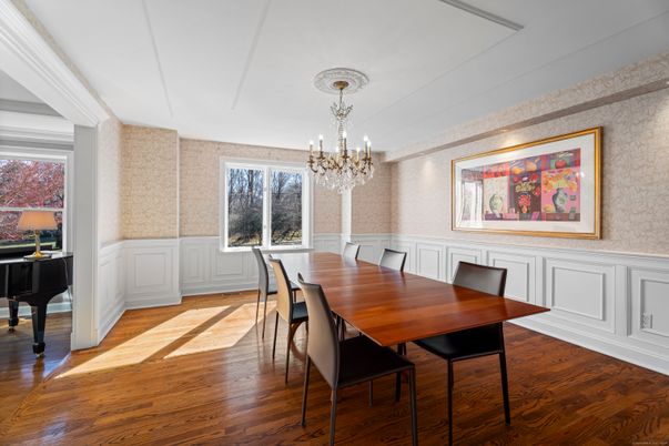 Chandelier, Dining room, Interior, Piano, Wood Texture Flooring