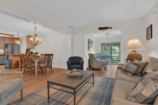 Chandelier, Dining room, Interior, Kitchen, Living room, Wood Texture Flooring