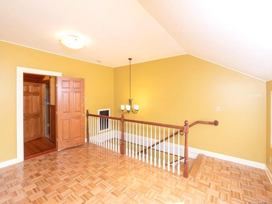 Chandelier, Empty room, Interior, Pendant Lights, Wood Texture Flooring
