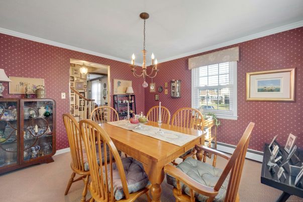 Chandelier, Dining room, Interior