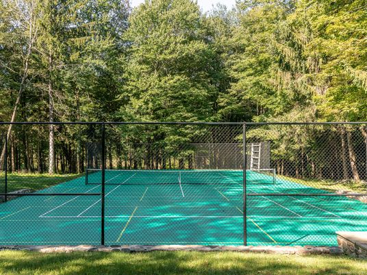 Exterior, Tennis Courts