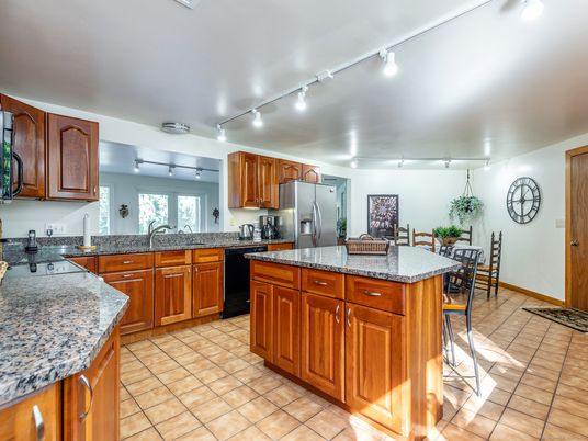 Dining room, Interior, Kitchen, Stainless Steel Appliances