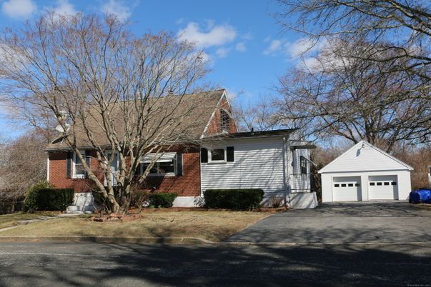 Attached, Detached Garage, Exterior, Facade, Brick Facade, Cape Cod