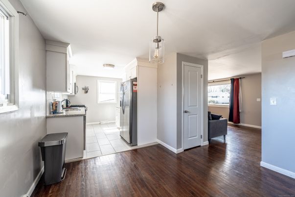 Interior, Kitchen, Pendant Lights, Wood Texture Flooring