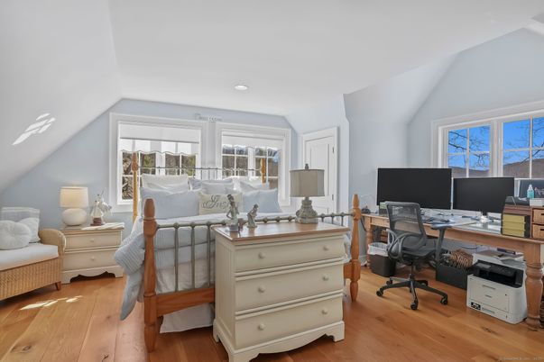 Bedroom, Home Office, Interior, Recessed Lighting, Wood Texture Flooring