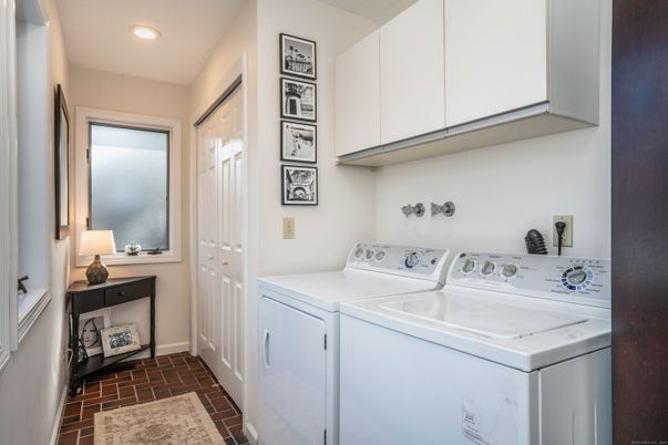 Interior, Recessed Lighting, Washer