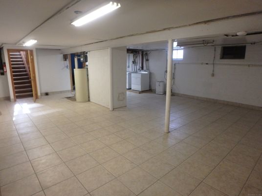 Garage, Interior, Washer