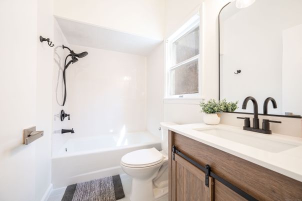 Bathroom, Dual Sink Vanities, Interior