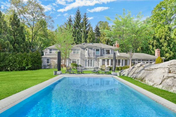 Backyard, Exterior, Pool
