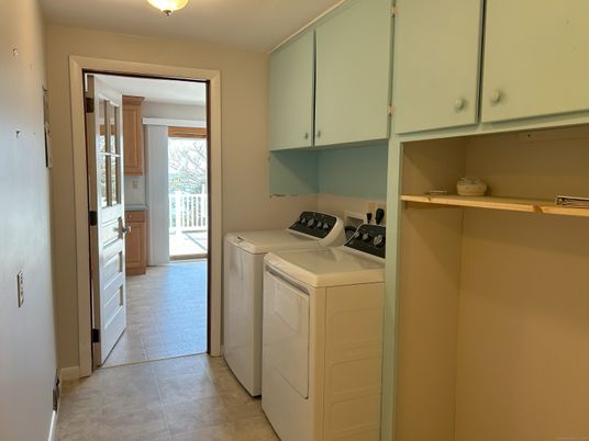 Interior, Washer