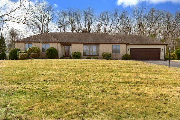Attached, Exterior, Facade, Brick Facade, Ranch