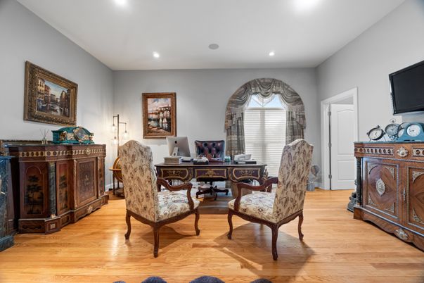 Home Office, Interior, Recessed Lighting, Wood Texture Flooring