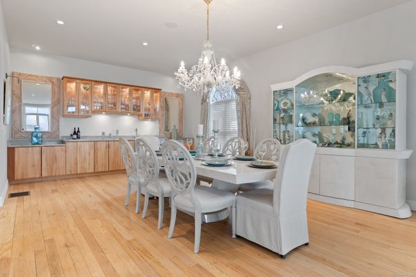 Chandelier, Dining room, Interior, Recessed Lighting, Wood Texture Flooring