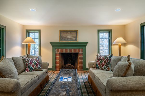 Fireplace, Interior, Living room, Recessed Lighting