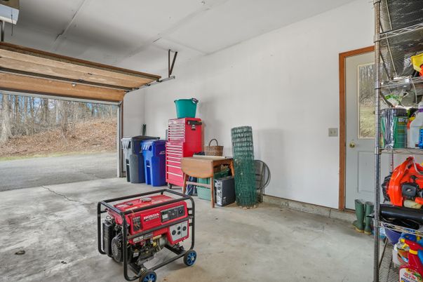 Garage, Interior