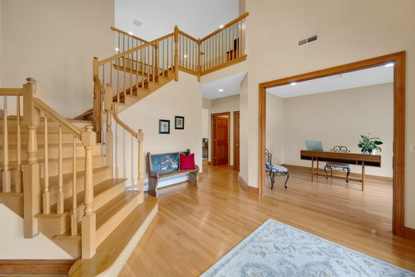 Interior, Recessed Lighting, Wood Texture Flooring