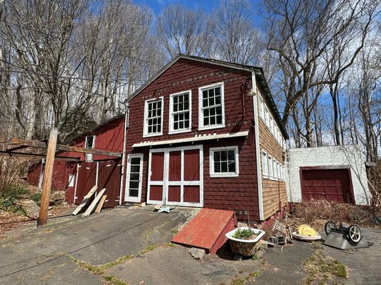 Detached Garage, Exterior, Facade, Split Level