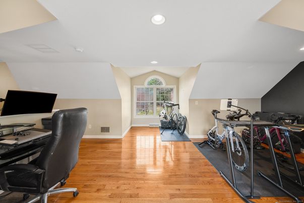 Fitness Equipment, Home Office, Interior, Recessed Lighting, Wood Texture Flooring